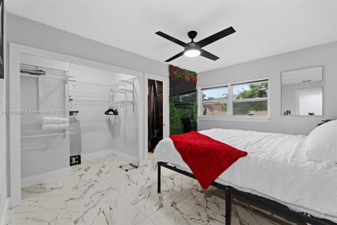 Casa en venta en Orlando, Florida, 4 dormitorios № 1770566 - foto 13