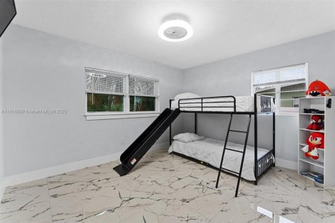 Casa en venta en Orlando, Florida, 4 dormitorios № 1770566 - foto 17