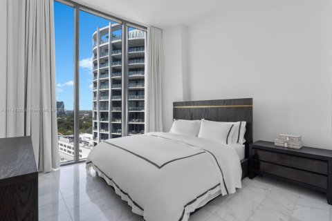 Condominio en venta en Miami, Florida, 4 dormitorios, 300.35 m2 № 1669471 - foto 20