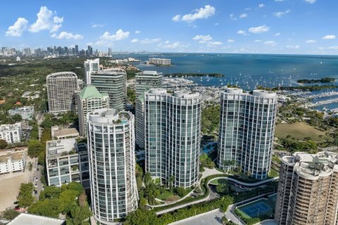 Condominio en venta en Miami, Florida, 4 dormitorios, 300.35 m2 № 1669471 - foto 30