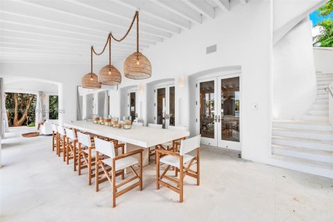 Villa ou maison à louer à Miami Beach, Floride: 7 chambres, 753.44 m2 № 2153505 - photo 5