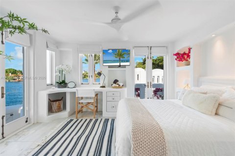 Villa ou maison à louer à Miami Beach, Floride: 7 chambres, 753.44 m2 № 2153505 - photo 15