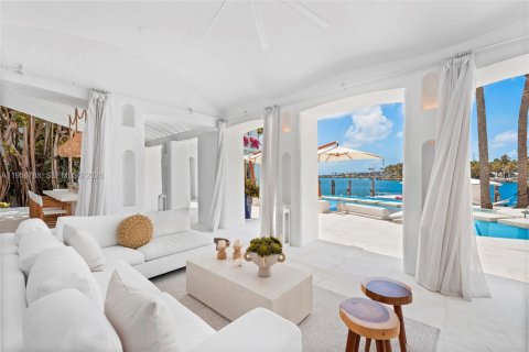 Villa ou maison à louer à Miami Beach, Floride: 7 chambres, 753.44 m2 № 2153505 - photo 4