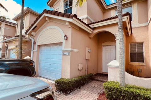 Таунхаус в Майами, Флорида 3 спальни, 148.83м2 № 2065034