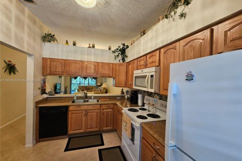 Купить кондоминиум в Палм-Бич-Гарденс, Флорида 2 спальни, 111.48м2, № 1688814 - фото 12