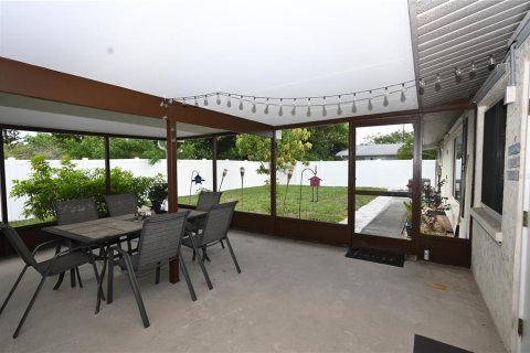 Villa ou maison à vendre à Englewood, Floride: 3 chambres, 138.24 m2 № 2287116 - photo 30