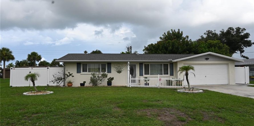 Villa ou maison à Englewood, Floride 3 chambres, 138.24 m2 № 2287116
