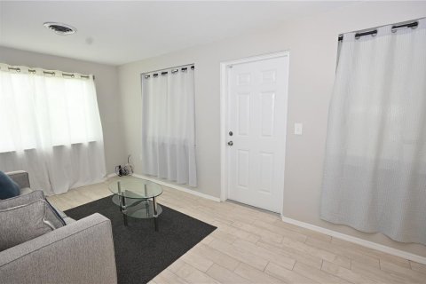 Villa ou maison à vendre à Englewood, Floride: 3 chambres, 138.24 m2 № 2287116 - photo 9