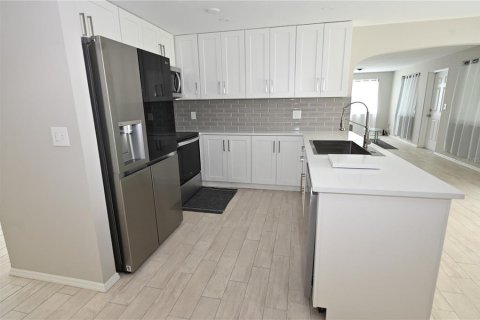 Villa ou maison à vendre à Englewood, Floride: 3 chambres, 138.24 m2 № 2287116 - photo 15