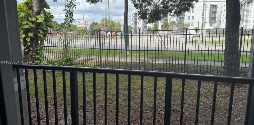 Condominio en Homestead, Florida, 3 dormitorios  № 1982650