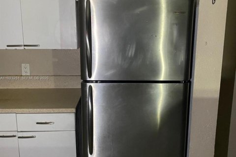 Condominio en venta en Homestead, Florida, 3 dormitorios, 104.61 m2 № 1982650 - foto 19