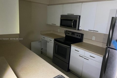 Condominio en venta en Homestead, Florida, 3 dormitorios, 104.61 m2 № 1982650 - foto 18