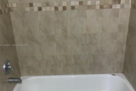 Condominio en venta en Homestead, Florida, 3 dormitorios, 104.61 m2 № 1982650 - foto 5