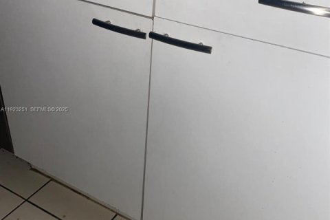 Condominio en venta en Homestead, Florida, 3 dormitorios, 104.61 m2 № 1982650 - foto 9