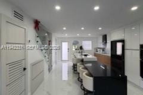Villa ou maison à vendre à North Miami, Floride: 2 chambres, 134.15 m2 № 1999271 - photo 7