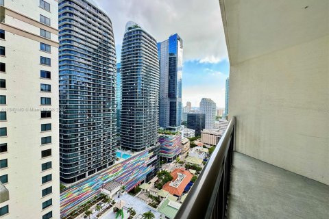 Condominio en venta en Miami, Florida, 1 dormitorio, 70.61 m2 № 1850648 - foto 1