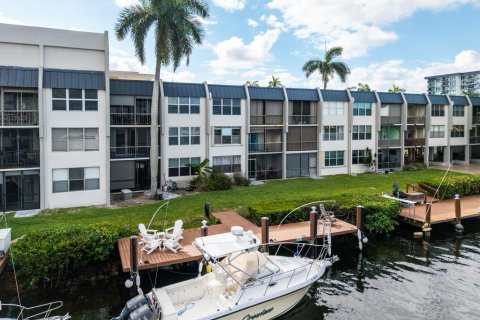 Condominio en venta en Pompano Beach, Florida, 2 dormitorios, 96.15 m2 № 2177474 - foto 6