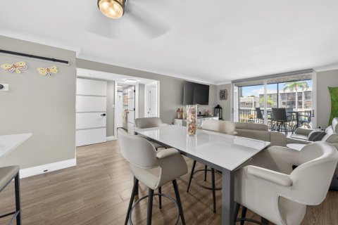 Condominio en venta en Pompano Beach, Florida, 2 dormitorios, 96.15 m2 № 2177474 - foto 4
