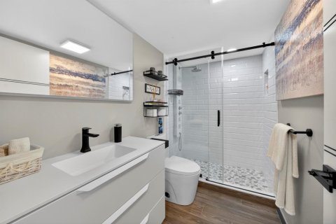 Condominio en venta en Pompano Beach, Florida, 2 dormitorios, 96.15 m2 № 2177474 - foto 23