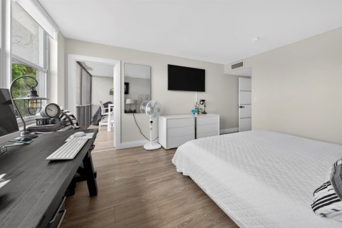 Condominio en venta en Pompano Beach, Florida, 2 dormitorios, 96.15 m2 № 2177474 - foto 10