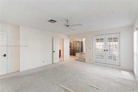 Townhouse in Hillsboro Beach, Florida 3 bedrooms, 150.32 sq.m. № 1842446 - photo 24