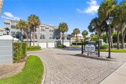 Townhouse in Hillsboro Beach, Florida 3 bedrooms, 150.32 sq.m. № 1842446 - photo 4