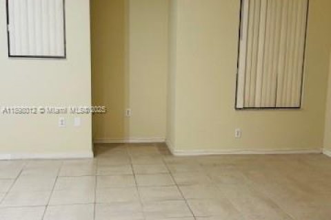 Copropriété à louer à North Lauderdale, Floride: 2 chambres, 101.08 m2 № 1949832 - photo 11