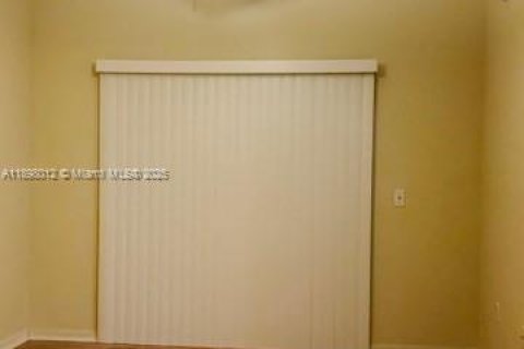 Copropriété à louer à North Lauderdale, Floride: 2 chambres, 101.08 m2 № 1949832 - photo 5