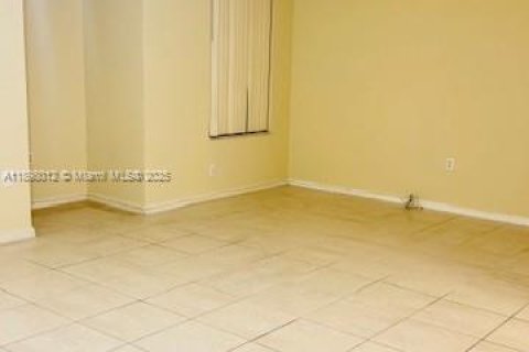 Copropriété à louer à North Lauderdale, Floride: 2 chambres, 101.08 m2 № 1949832 - photo 10