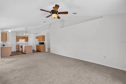 Villa ou maison à vendre à Palm Coast, Floride: 4 chambres, 194.72 m2 № 2342229 - photo 15