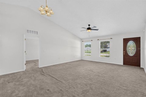 Villa ou maison à vendre à Palm Coast, Floride: 4 chambres, 194.72 m2 № 2342229 - photo 8