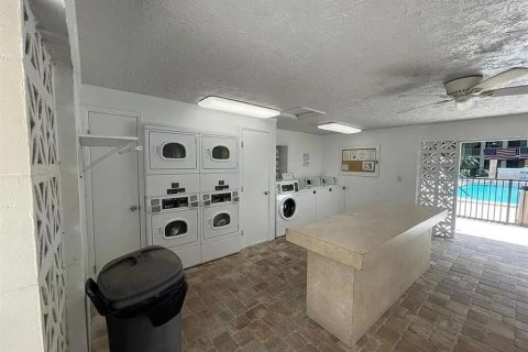 Снять в аренду кондоминиум в Тампа, Флорида 5 комнат, 92.9м2, № 1901141 - фото 13