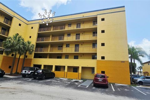 Купить кондоминиум в Майами, Флорида 3 спальни, 117.06м2, № 2023142 - фото 19