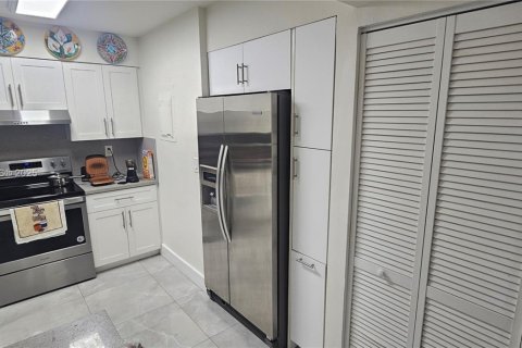 Купить кондоминиум в Майами, Флорида 3 спальни, 117.06м2, № 2023142 - фото 5