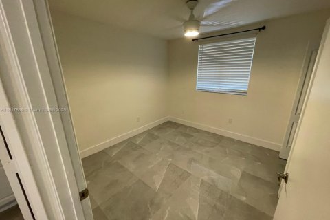 Купить кондоминиум в Майами, Флорида 3 спальни, 117.06м2, № 2023142 - фото 14