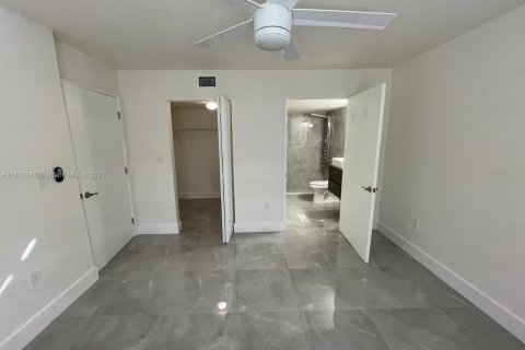 Купить кондоминиум в Майами, Флорида 3 спальни, 117.06м2, № 2023142 - фото 10