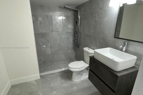 Купить кондоминиум в Майами, Флорида 3 спальни, 117.06м2, № 2023142 - фото 15