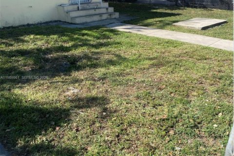 Terrain à vendre à Miami, Floride № 2051916 - photo 5