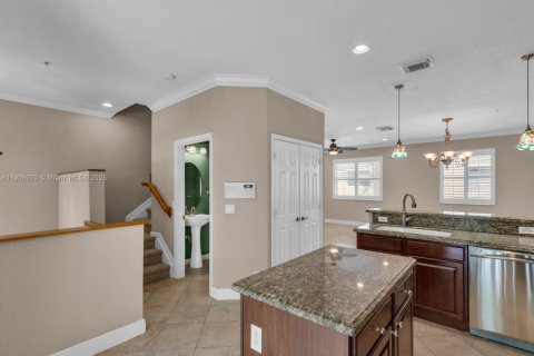 Купить таунхаус в Бойнтон-Бич, Флорида 3 спальни, 161.56м2, № 1956852 - фото 15