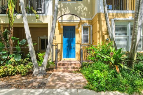 Купить таунхаус в Бойнтон-Бич, Флорида 3 спальни, 161.56м2, № 1956852 - фото 4