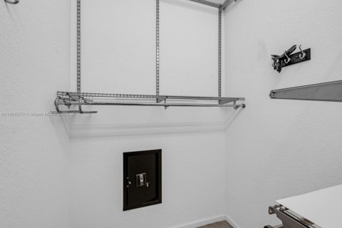 Купить таунхаус в Бойнтон-Бич, Флорида 3 спальни, 161.56м2, № 1956852 - фото 28