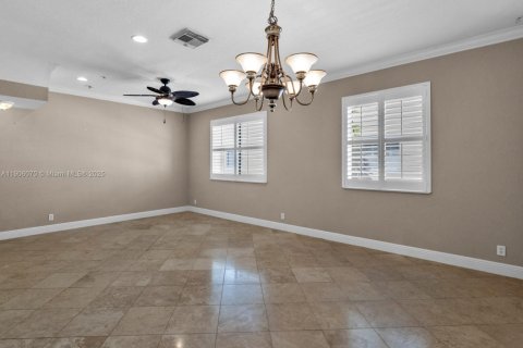 Купить таунхаус в Бойнтон-Бич, Флорида 3 спальни, 161.56м2, № 1956852 - фото 21