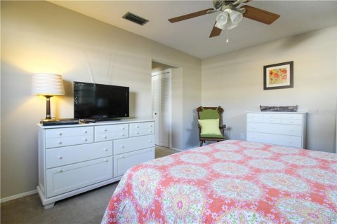 Villa ou maison à louer à Bradenton, Floride: 2 chambres, 122.54 m2 № 2298750 - photo 28