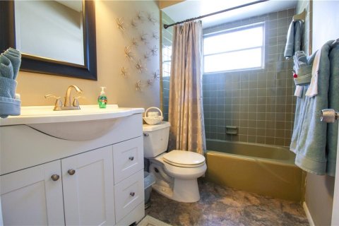 Villa ou maison à louer à Bradenton, Floride: 2 chambres, 122.54 m2 № 2298750 - photo 23