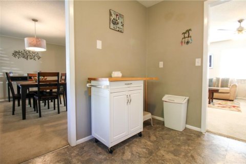 Villa ou maison à louer à Bradenton, Floride: 2 chambres, 122.54 m2 № 2298750 - photo 13