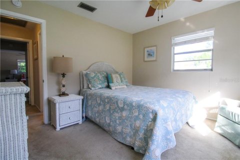 Villa ou maison à louer à Bradenton, Floride: 2 chambres, 122.54 m2 № 2298750 - photo 21