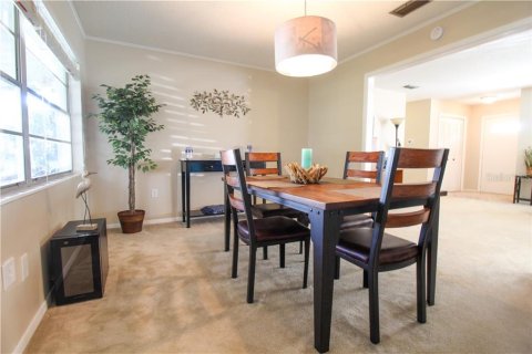 Villa ou maison à louer à Bradenton, Floride: 2 chambres, 122.54 m2 № 2298750 - photo 16