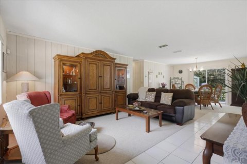 Villa ou maison à vendre à DeLand, Floride: 2 chambres, 112.41 m2 № 2316688 - photo 12