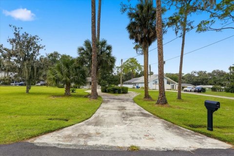 Villa ou maison à vendre à DeLand, Floride: 2 chambres, 112.41 m2 № 2316688 - photo 3