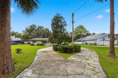Villa ou maison à vendre à DeLand, Floride: 2 chambres, 112.41 m2 № 2316688 - photo 5